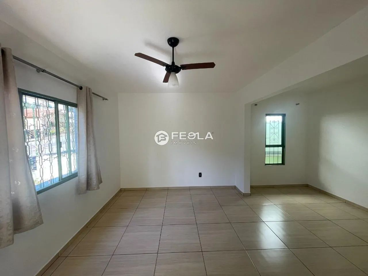 Casa para alugar em Nova Odessa, Centro, com 4 quartos, com 200 m² - Foto 4