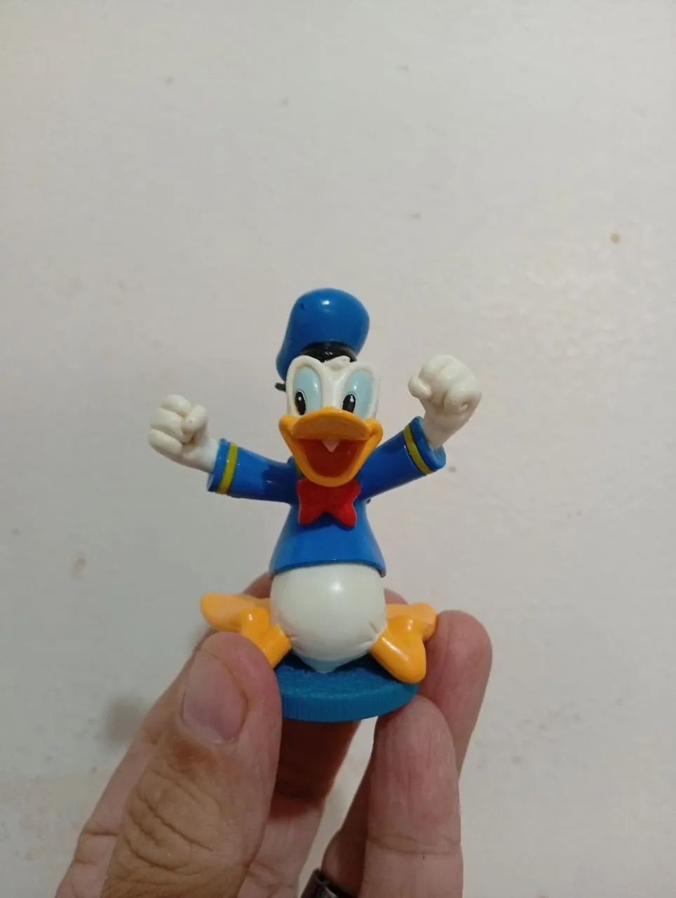 MINIATURA COLECIONÁVEL PATO DONALD 