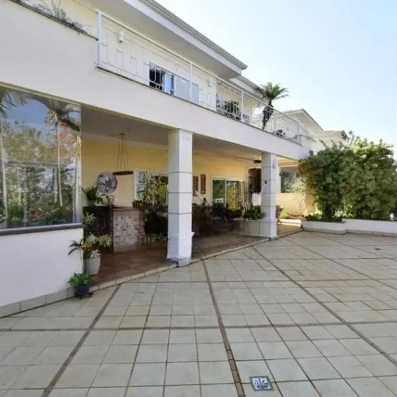 Casa no Alphaville Campinas, com 5 dormitórios e suíte com piscina. - Foto 2