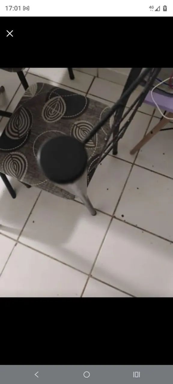 Jogo de mesa 4 cadeiras  - Foto 4