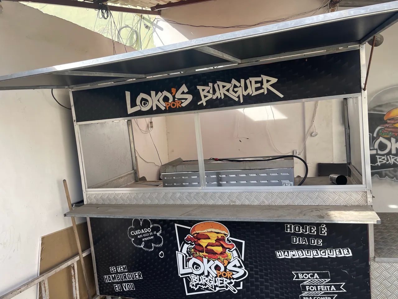 Trailer estático para lanches 
