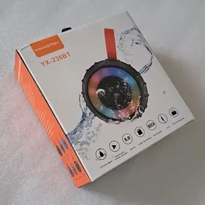 Caixa de Som Bluetooth Resistente a Água