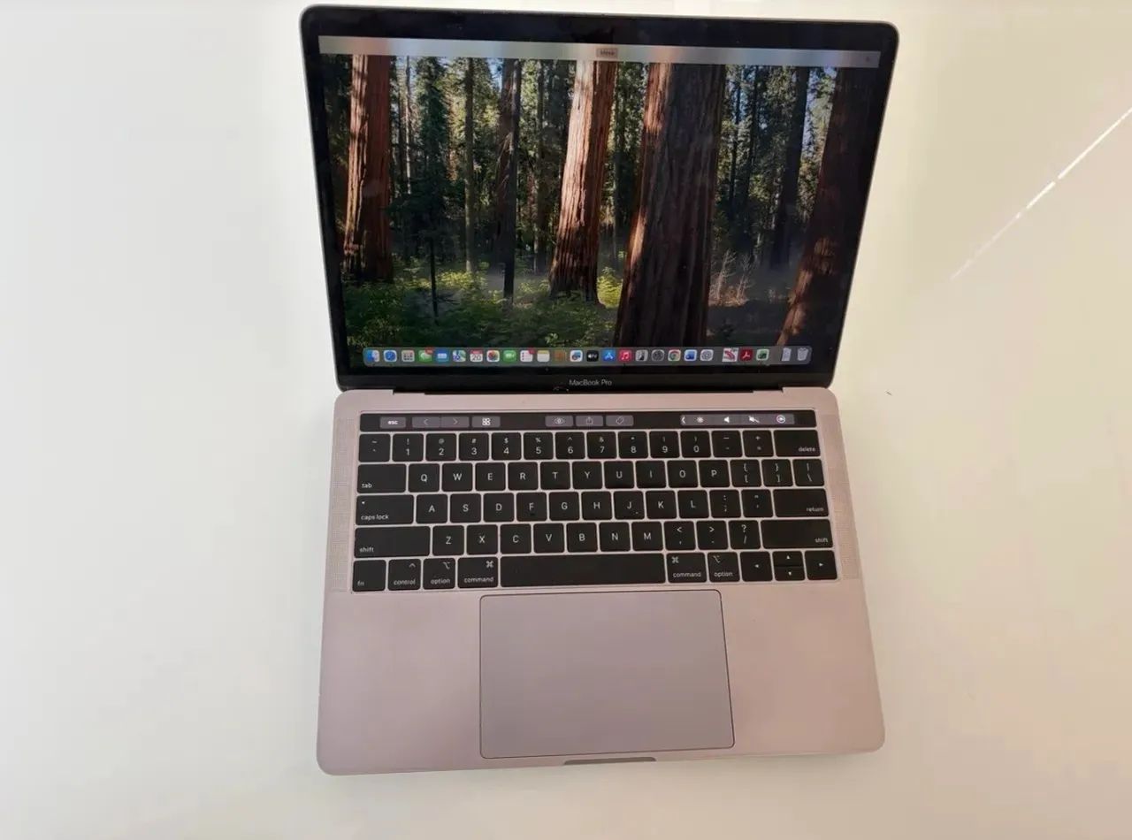 MacBook Pro Touchbar 2019 - Foto 2