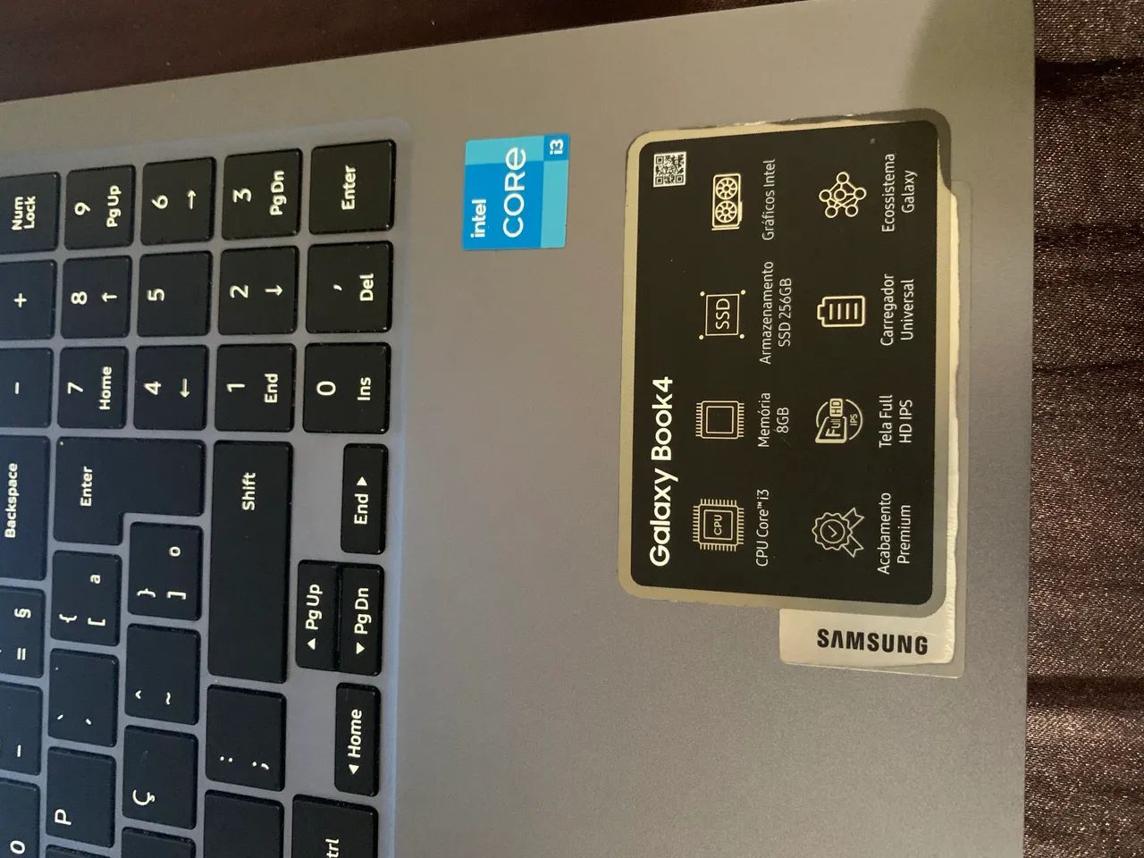 Notebook galaxy book 4 