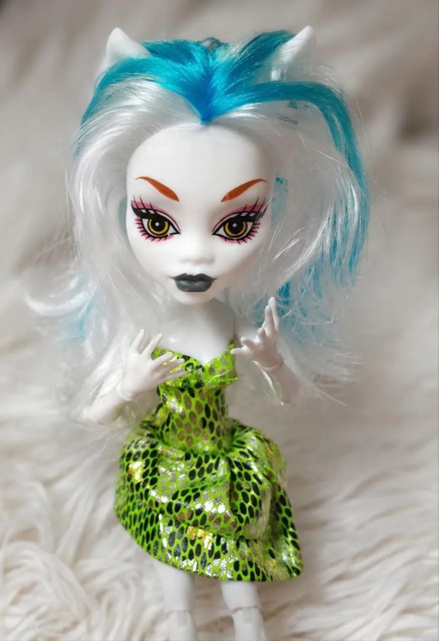 Boneca estilo monster high  - Foto 2