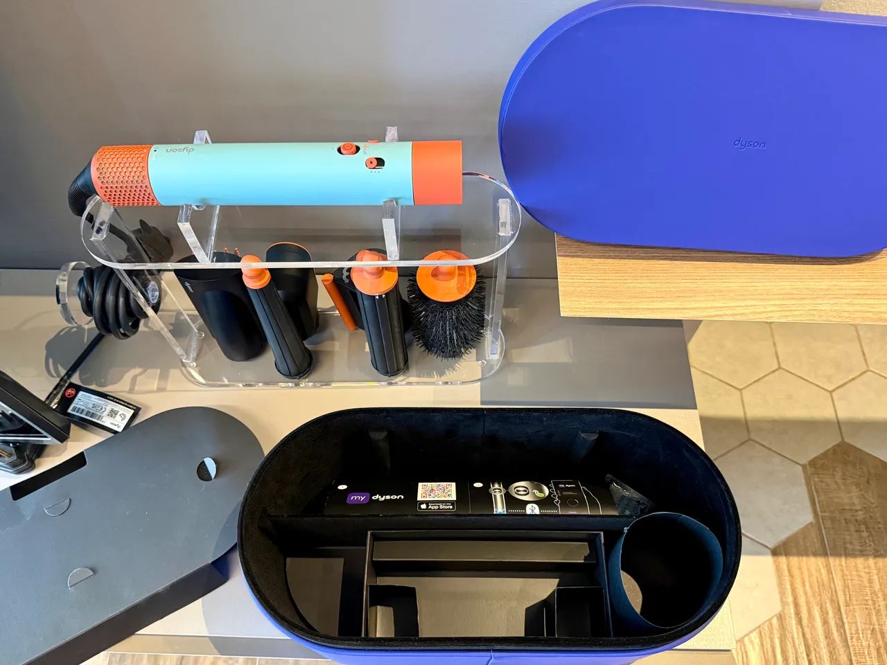 家電 0411-176 dyson DC45 Dyson Airwrap™ Multiestilizador de cabelo - Kit Completo – Dyson