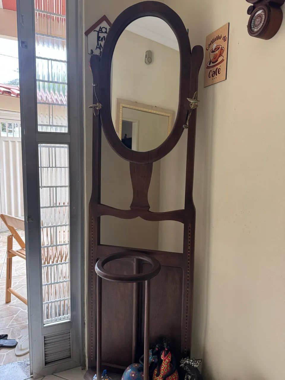 Vendo cabideiro com espelho  - Foto 2