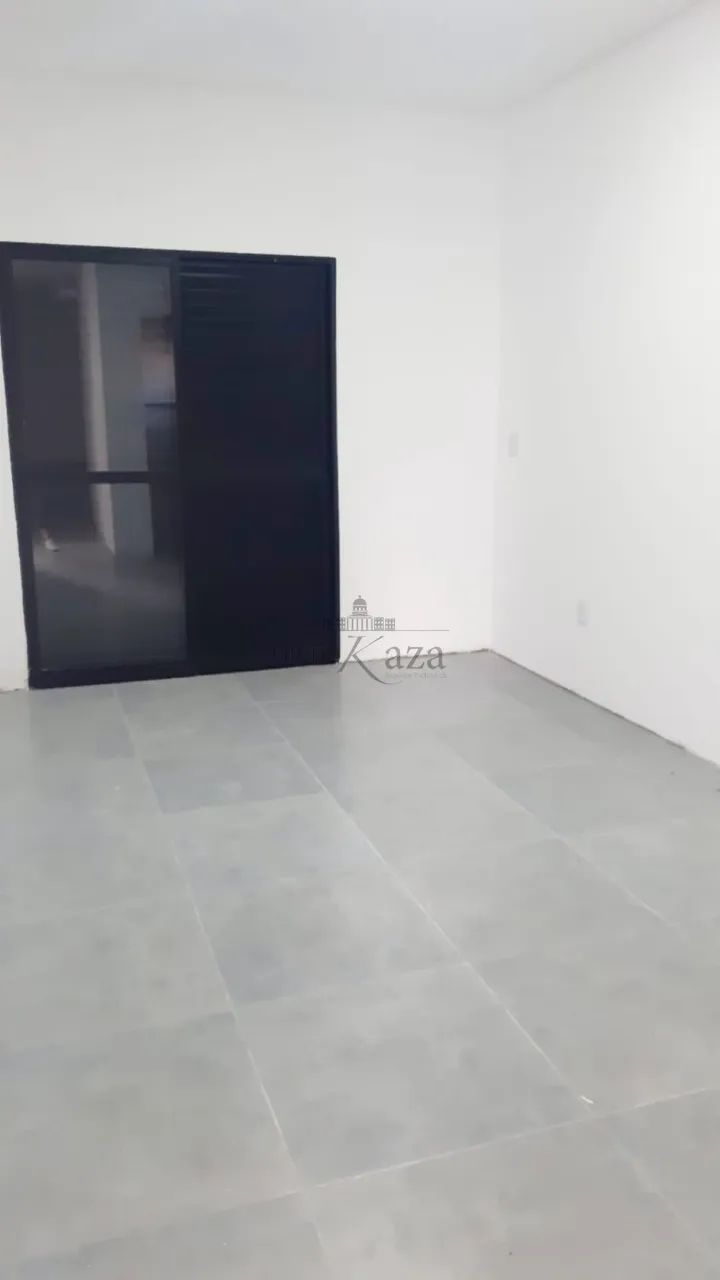 Casa Sobrado em Jacareí - Foto 4