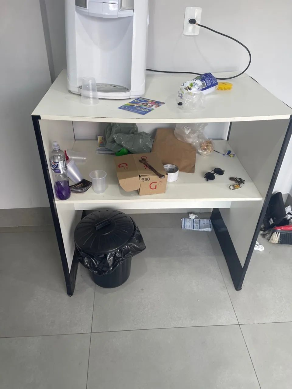 Vende-se barbearia montada 