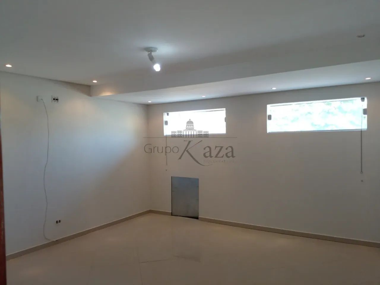 Casa - Sobrado - Vila Industrial - 4 Dormitórios - 290m² - Foto 2