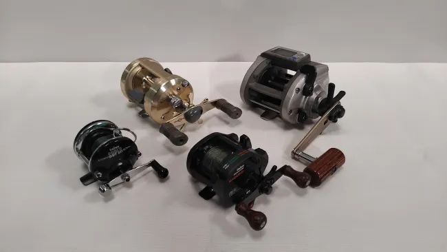 Oportunidade! Carretilhas DAIWA e SHIMANO em Excelente Estado, Pouco Uso, Quase Novo