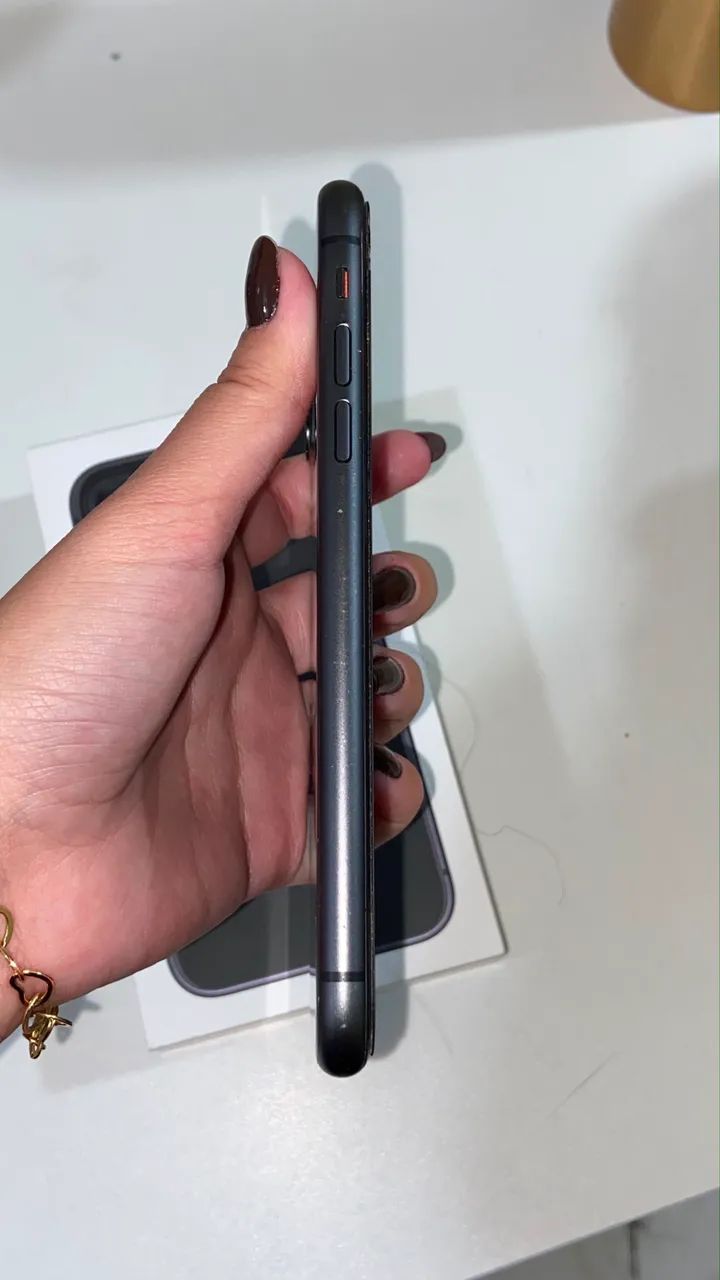 Celular IPhone 11 64 GB - Foto 4