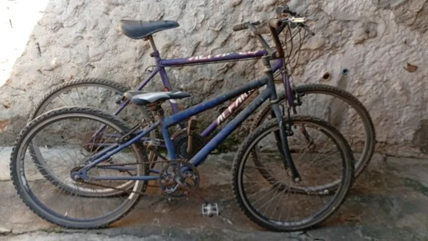 Duas bicicletas - Foto 4