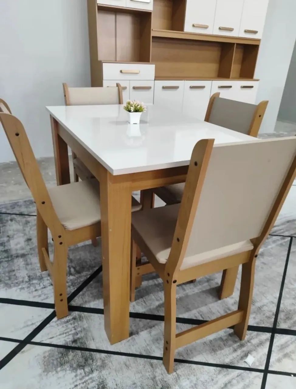 Mesa de jantar barata a pronta entrega 