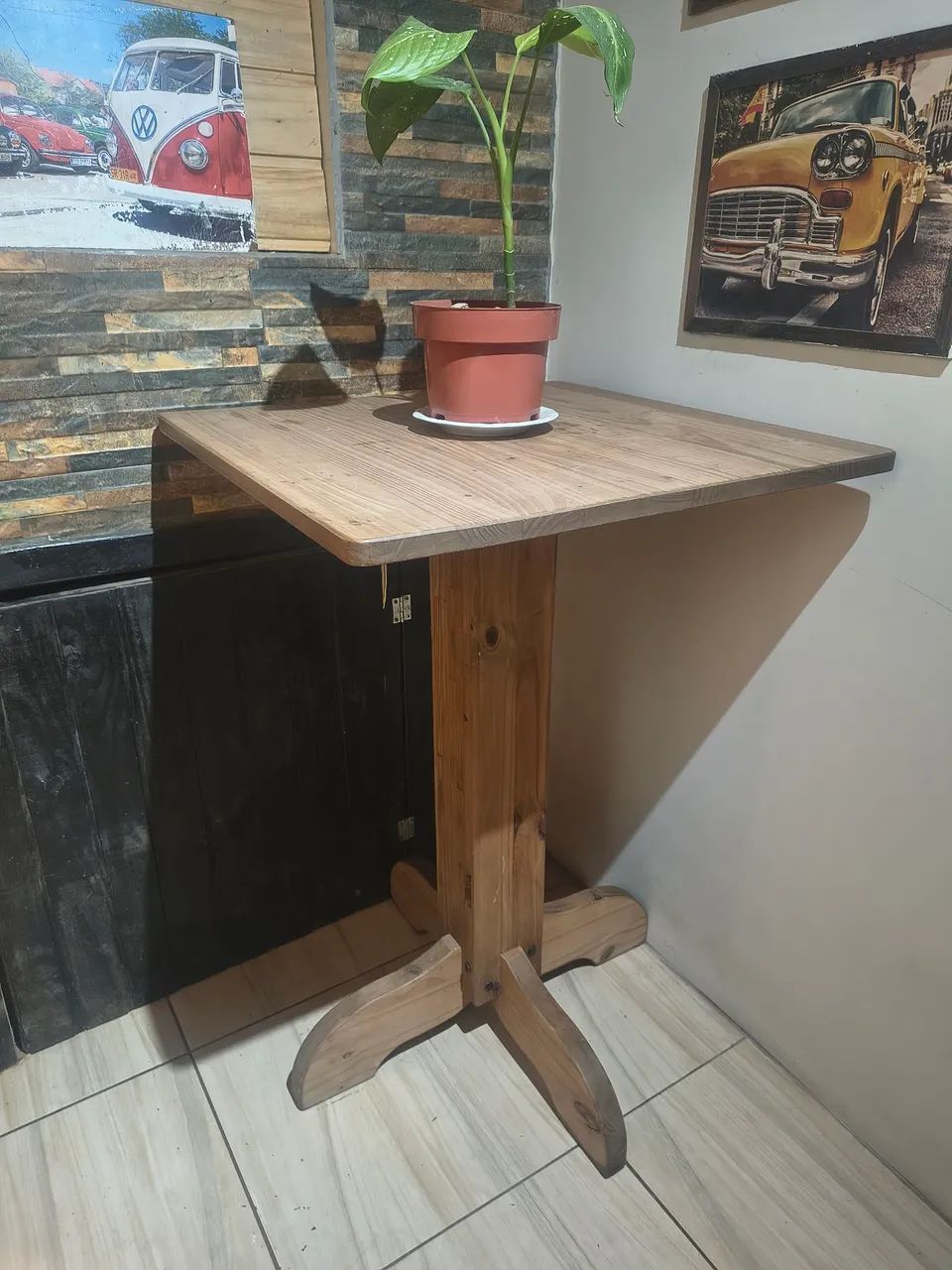 Vendo mesa bistrô madeixa maçissa.