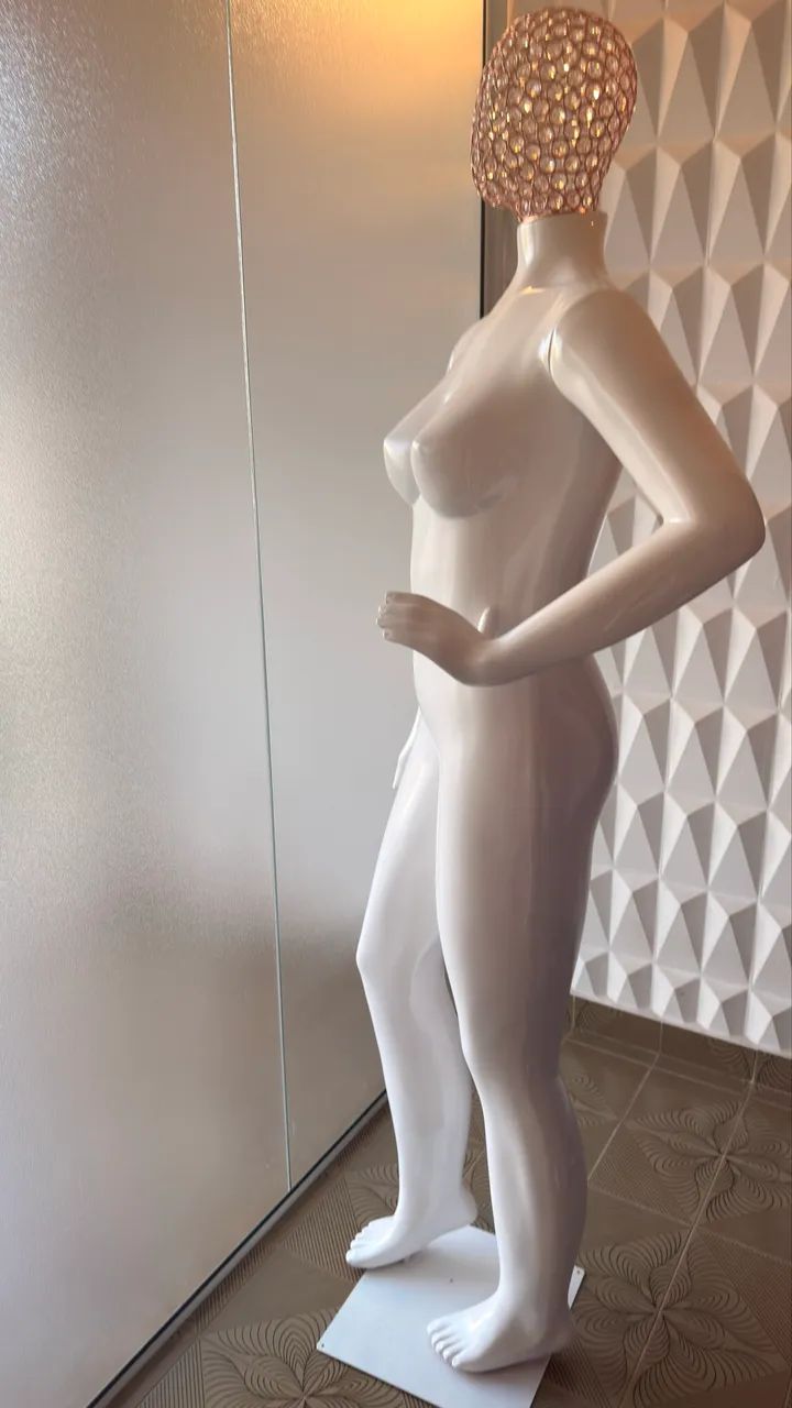 Manequim feminino plus cabeça aramada  - Foto 5