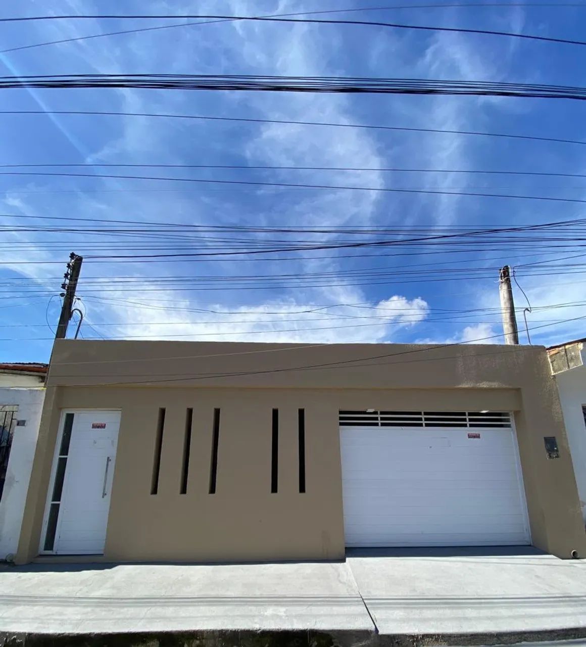 VENDE-SE CASA NA PONTA GROSSA