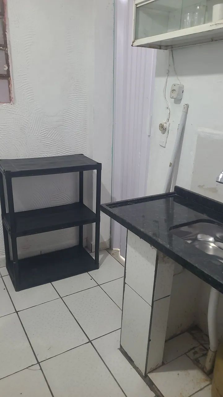 Kitnet mobiliada com água e luz incluso  - Foto 2