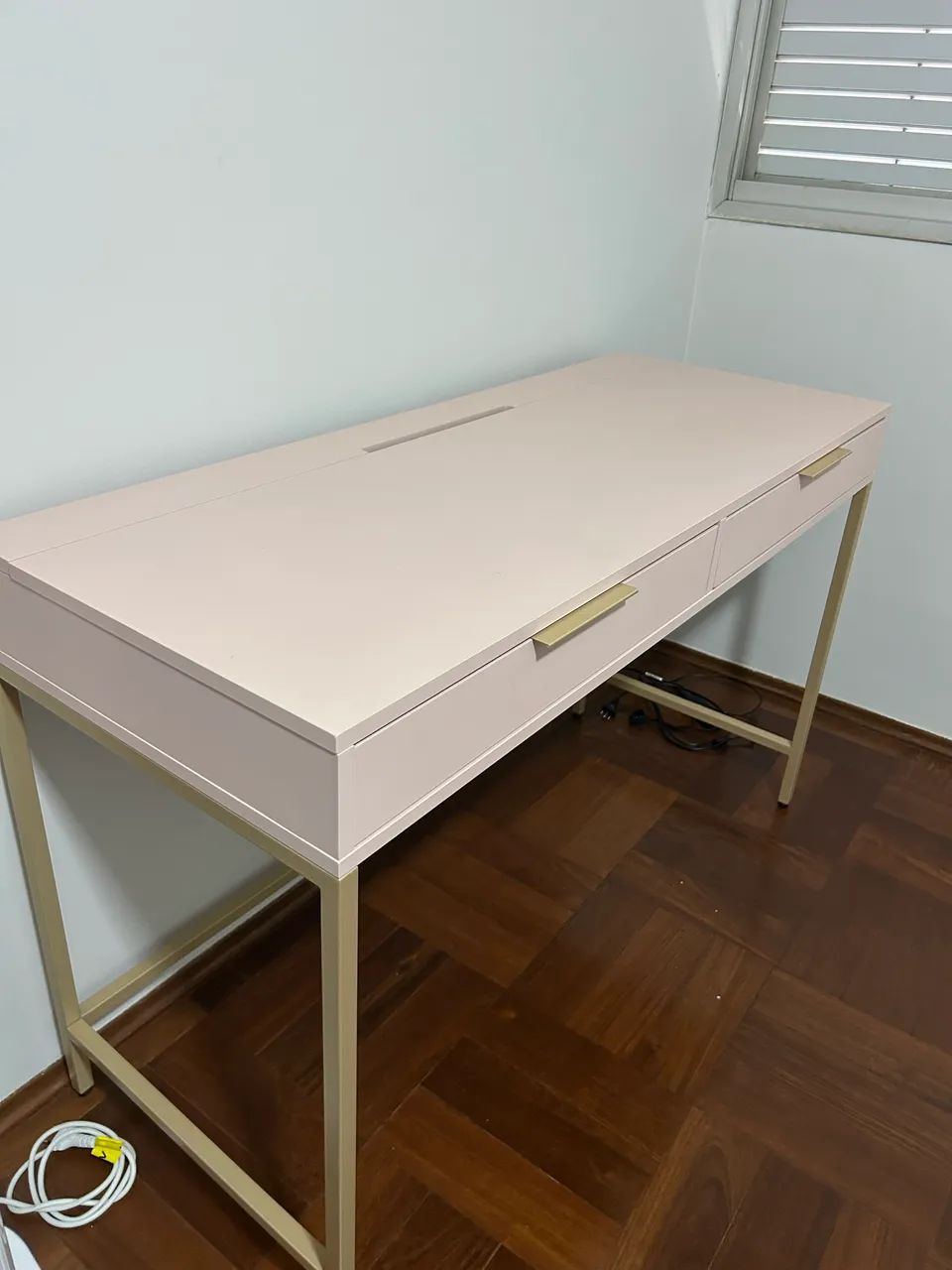 Escrivaninha Square Rosa - 2 gavetas - 120cm x 48cm