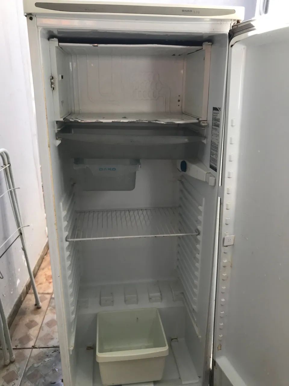 Vendo geladeira dako - Foto 2