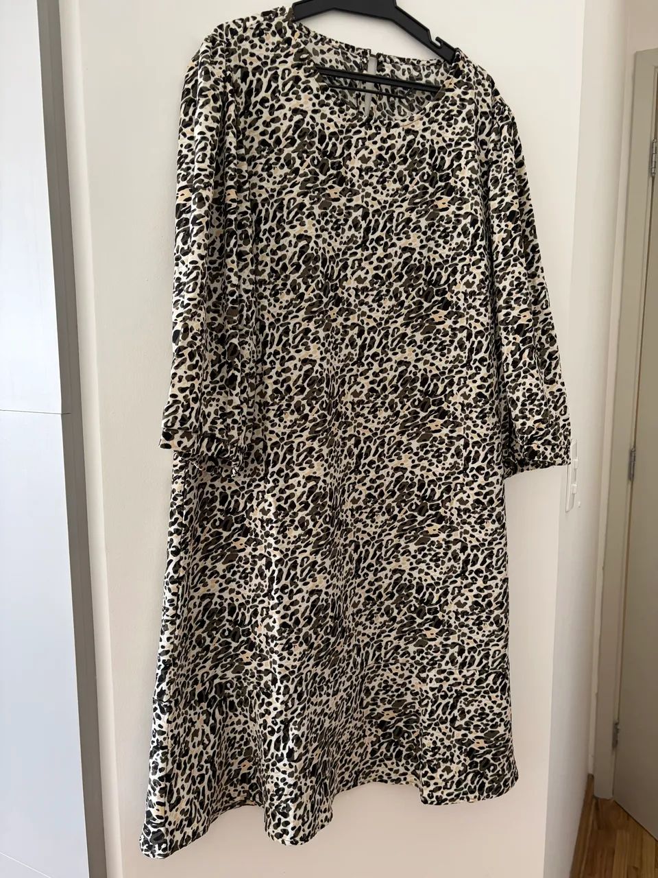 Vestido novíssimo tam46  - Foto 3
