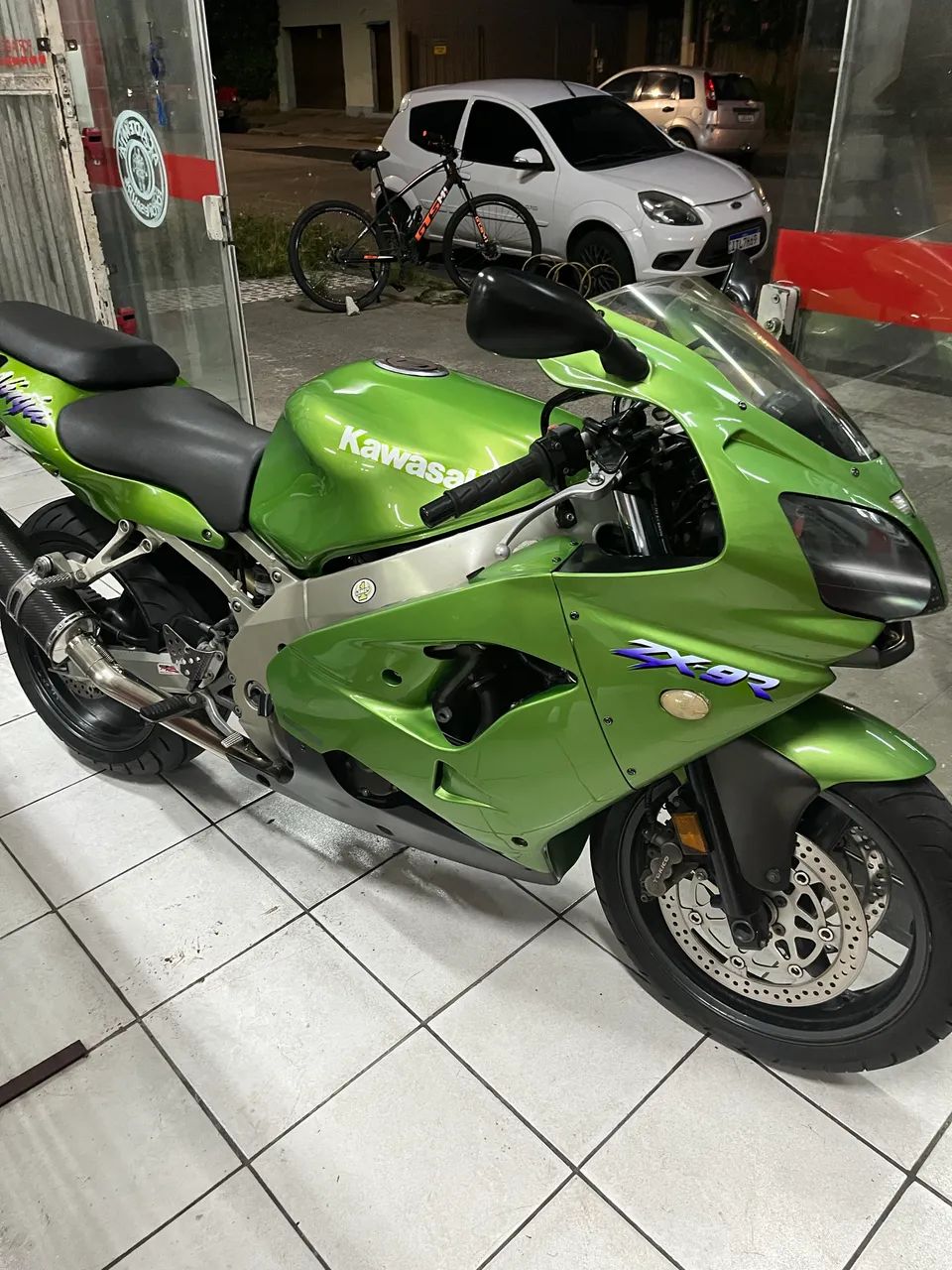 Kawasaki Zx-9r 900cc 2001 - 1519027270 | OLX