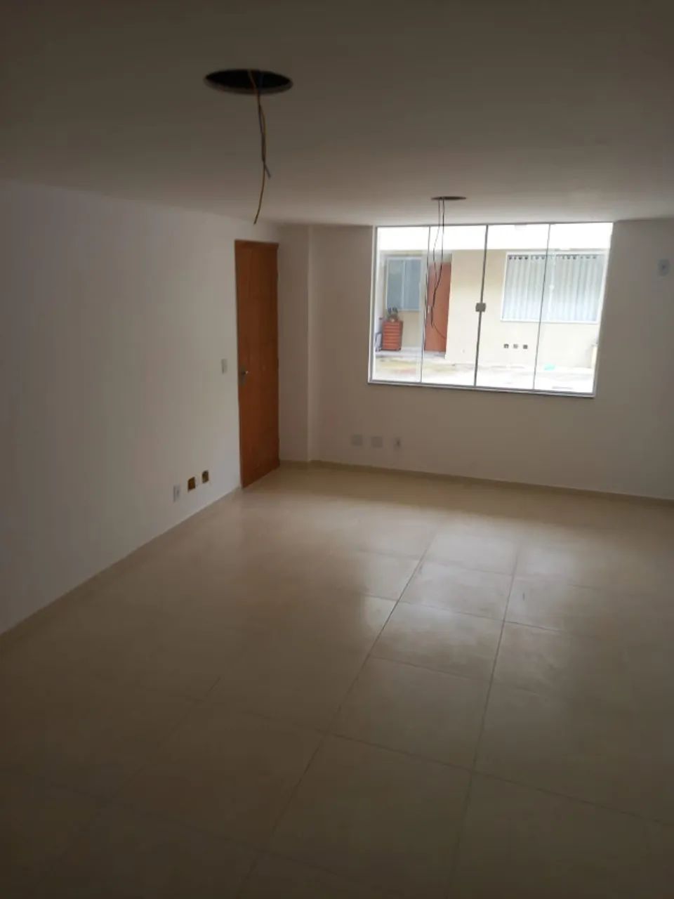 CASA ESPAÇOSA DE 3 ANDARES EM BENTO RIBEIRO - Foto 5