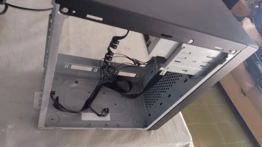 Gabinete PC com DRIVER CD/DVD - Foto 3