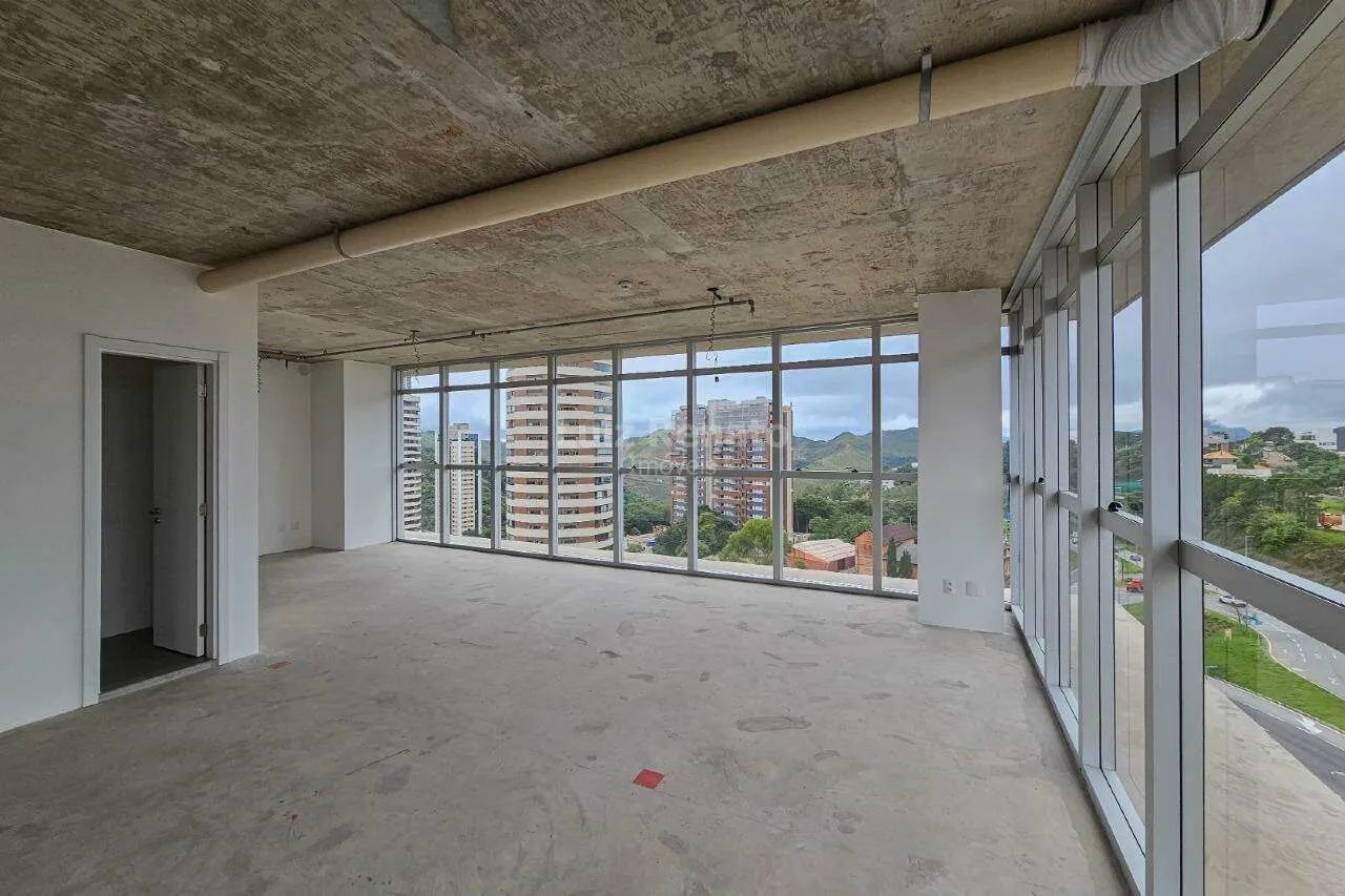Sala comercial para locação, 104 m² no Vila da Serra