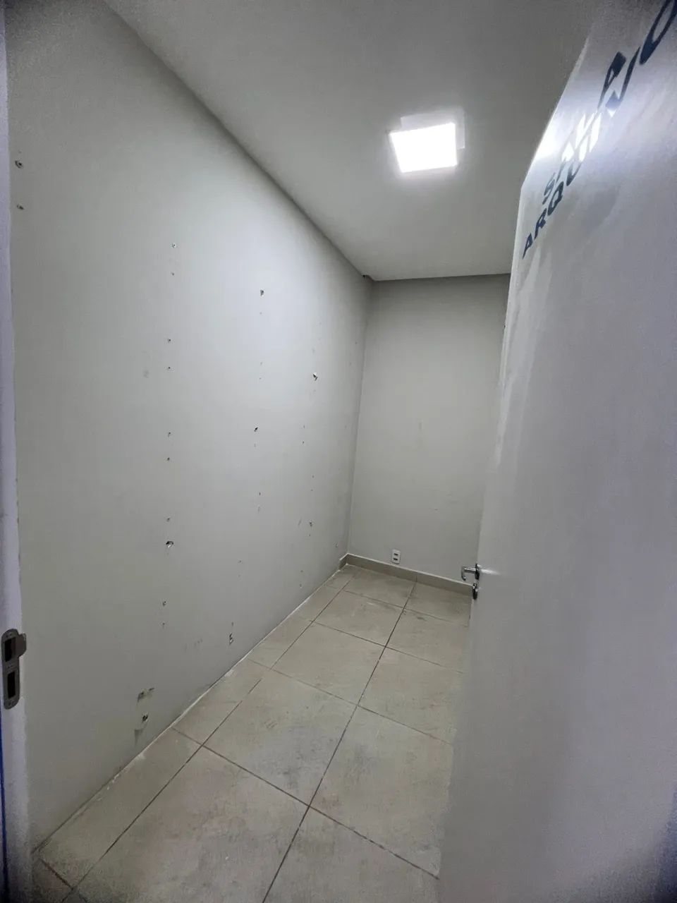 Alugo loja de 250m na Via Oeste Ceilândia Norte  - Foto 3