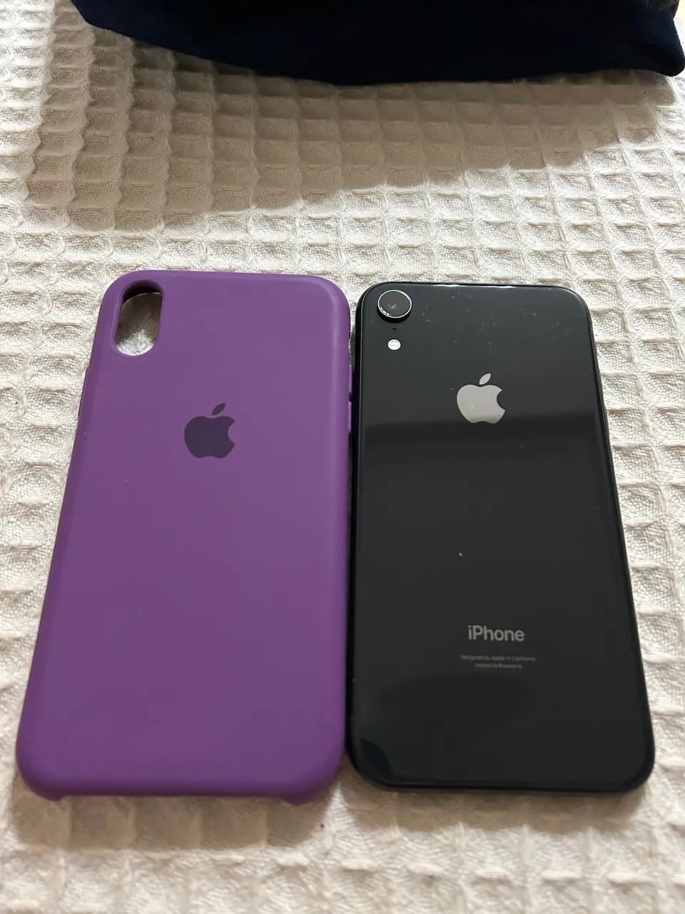 iPhone XR 128GB com todos os acessórios 