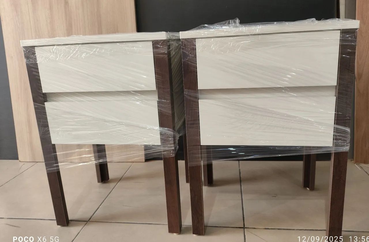 Mesa de cabeceira, novos 