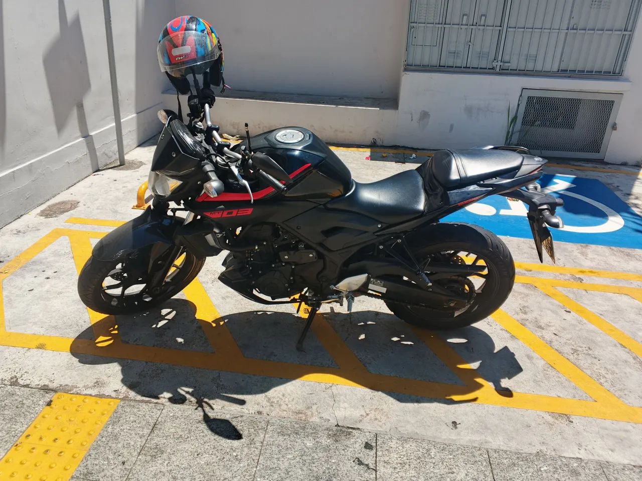 Moto MT 03 - Foto 4