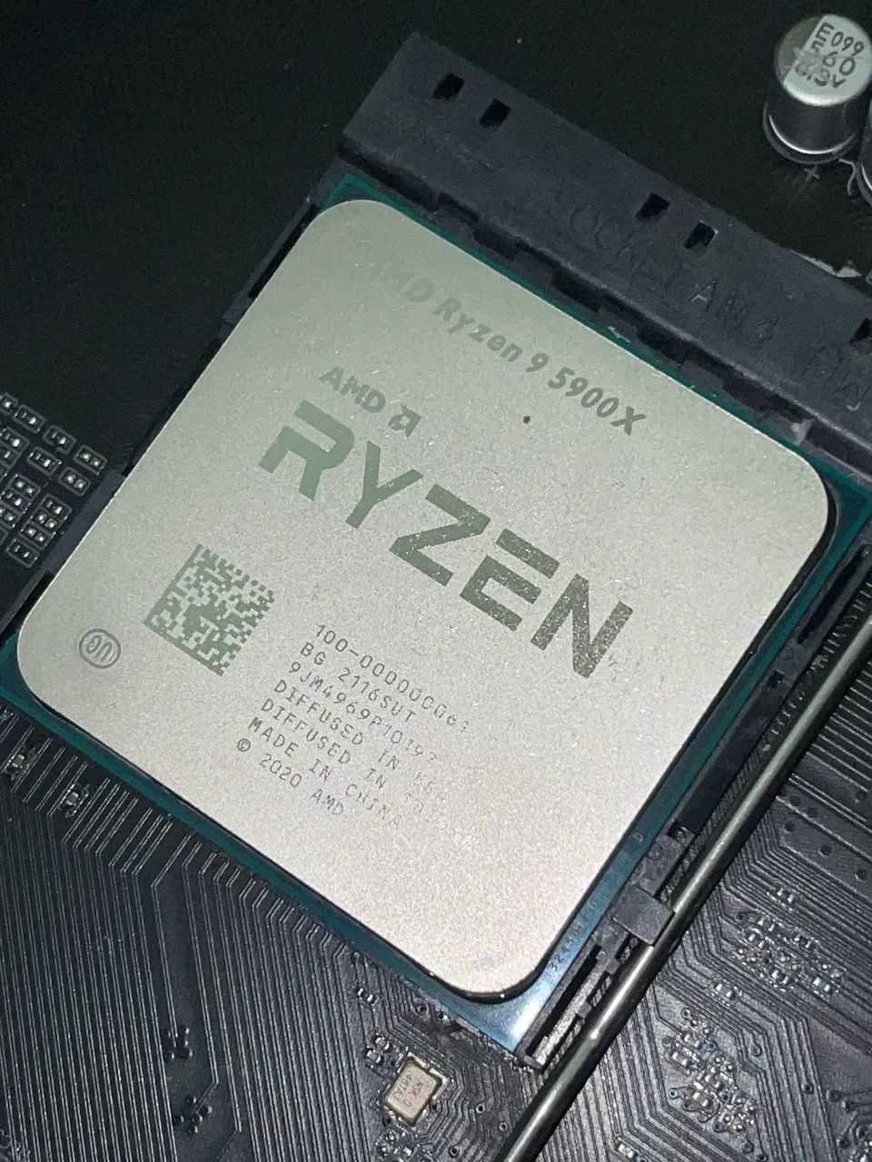 AMD Ryzen 9 5900X - Foto 2