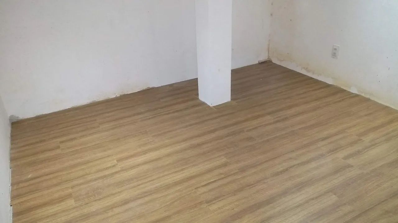 Piso laminado click.