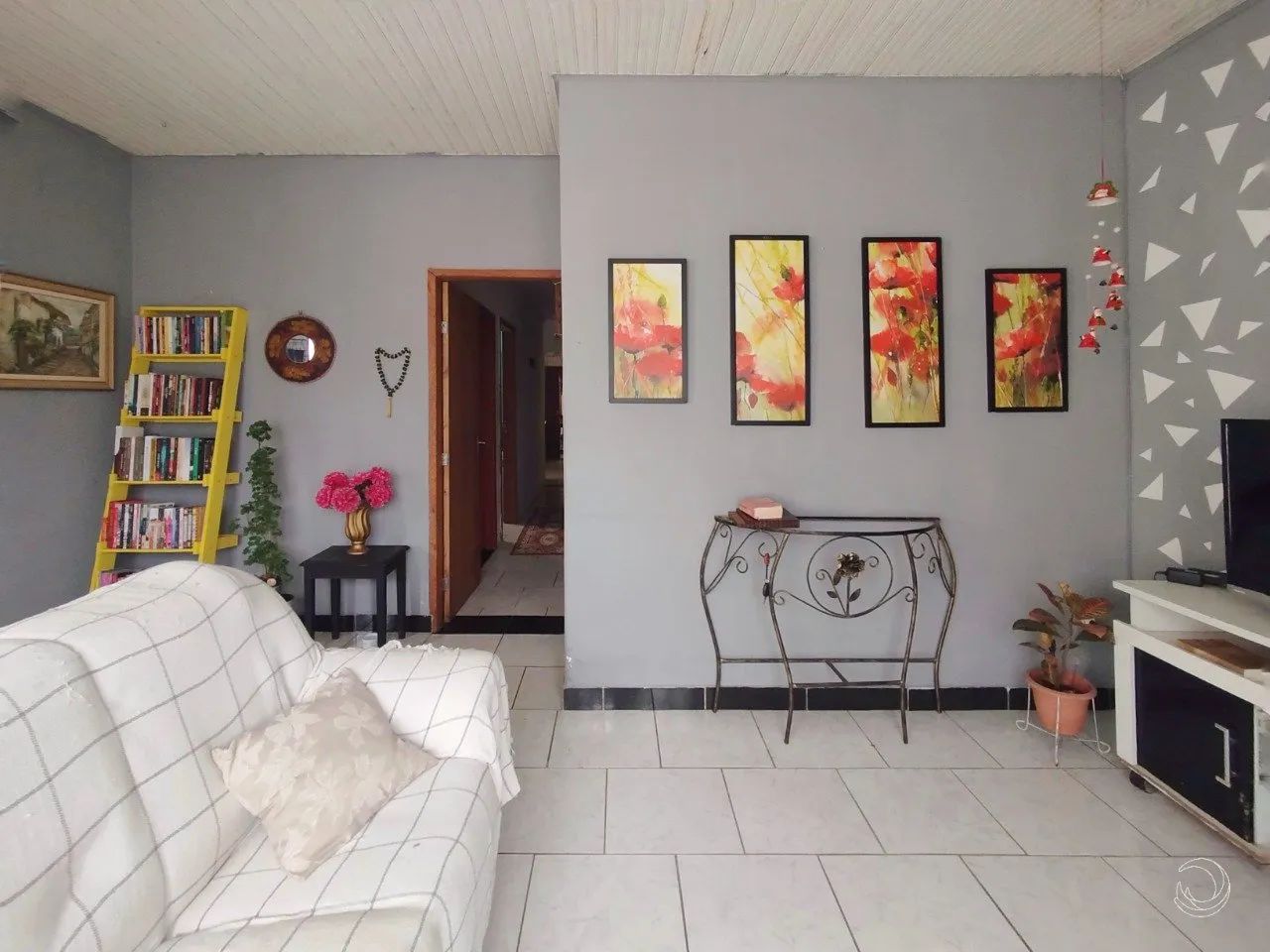 Casa de 113m² com 3 quartos no bairro Balneário