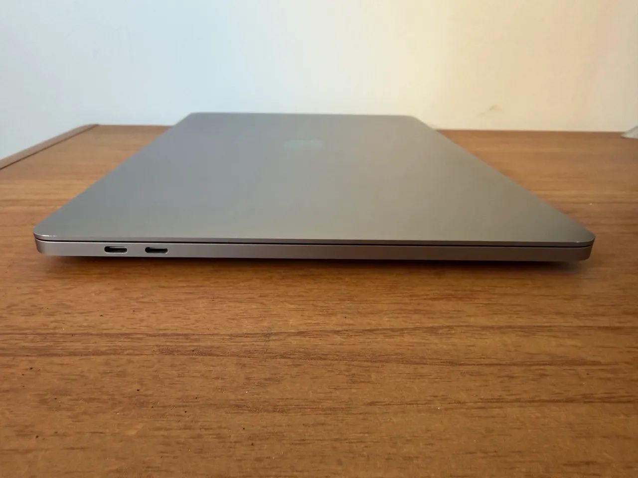 MacBook Pro 13 Touch Bar M1 8GB ram ssd 256GB  - Foto 3