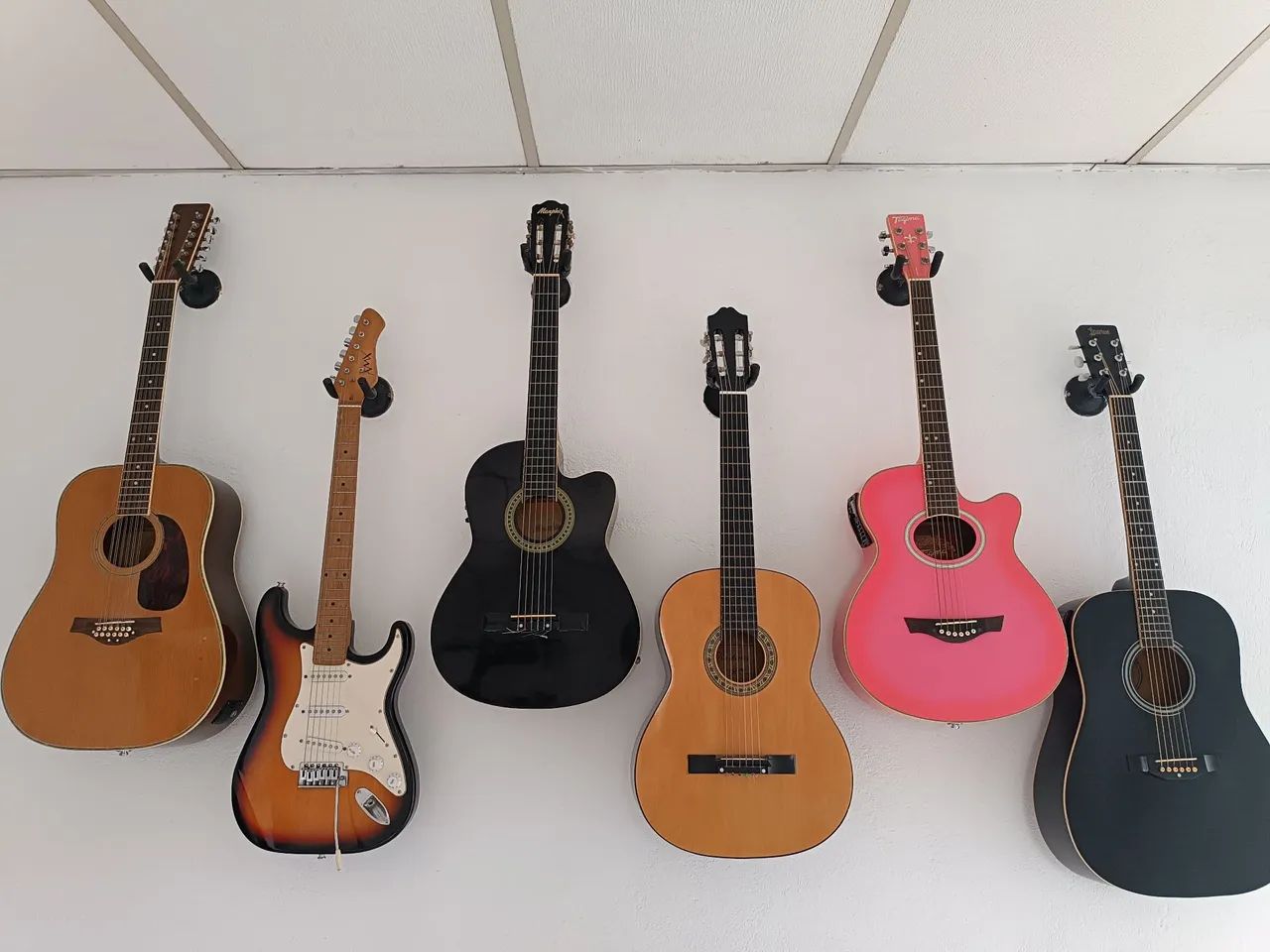 Violões, baixo e guitarras  - Foto 2
