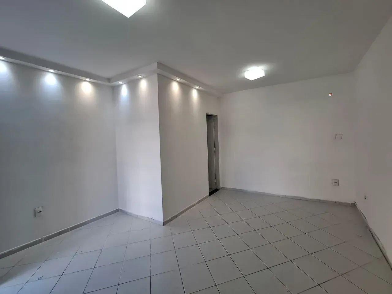 Alugo Sala Comercial em Manaíra - João Pessoa - PB - Foto 4