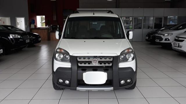 Fiat Doblo Adv. XINGU LOCKER 1.8 Flex - Foto 2