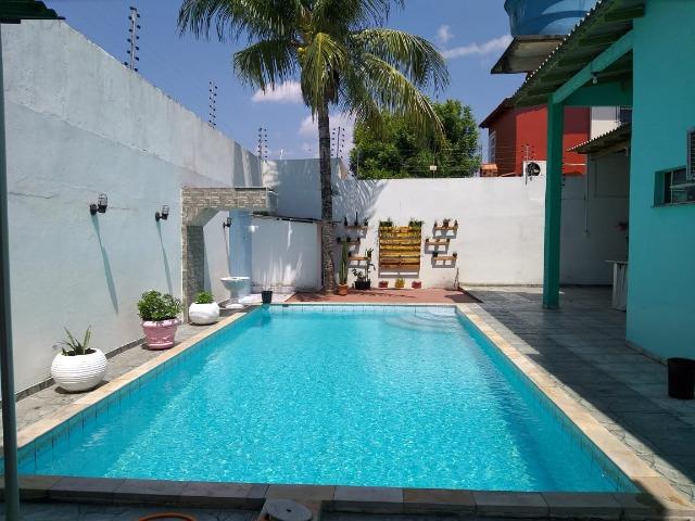 Alugo Linda casa Com Piscina no Parque 10 com 5 Quartos e 2 Suítes - Foto 14