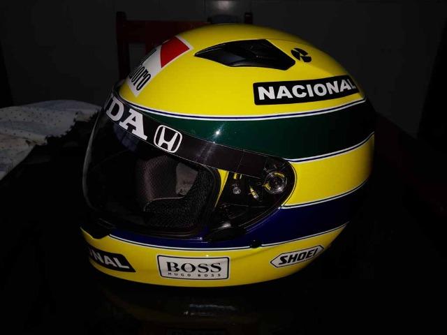 Capacete Personalizado Ayrton Senna - Novo - Sem uso - Na Caixa - Foto 6