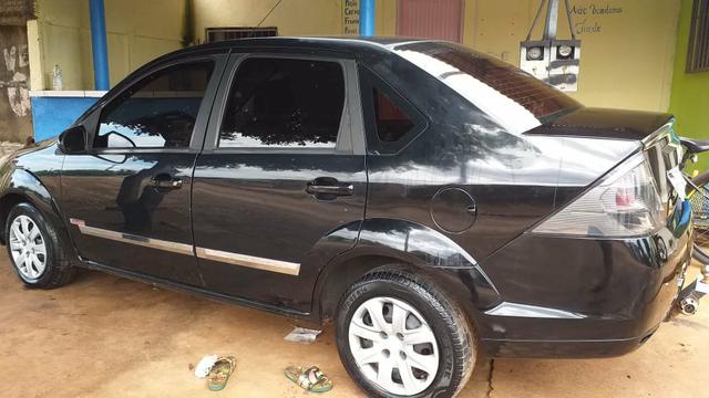 Fiesta sedan - Foto 4
