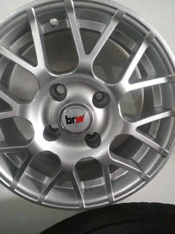 Vendo jogo de rodas esportivas 14 4/108 ford todas zeradas - Foto 4