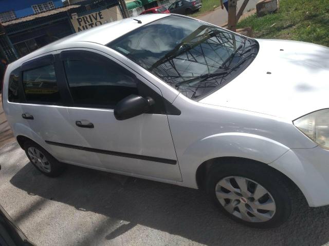 Ford Fiesta - Foto 2