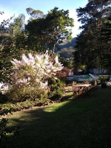 Ótima Casa 4 quartos , sendo 3 suítes - no Retiro em Petrópolis -RJ - Foto 5