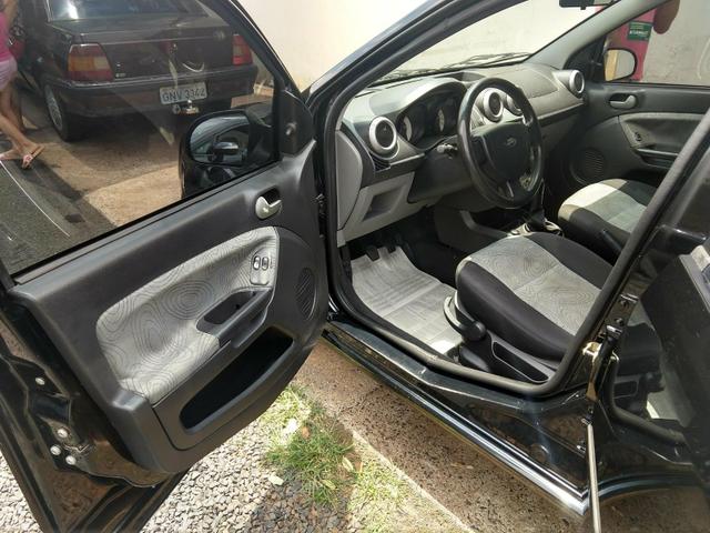Fiesta Sedan - Foto 6