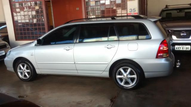Toyota Corolla Fielder 1-8 Automático Couro Multimidia 2006