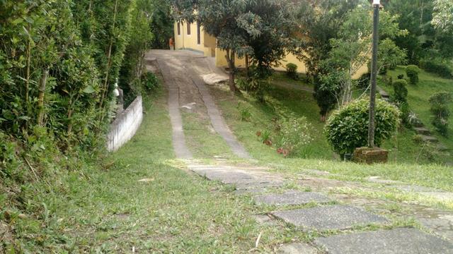 Chácara com casa de alto padrão e com linda e imensa piscina.(Tel. *) - Foto 16