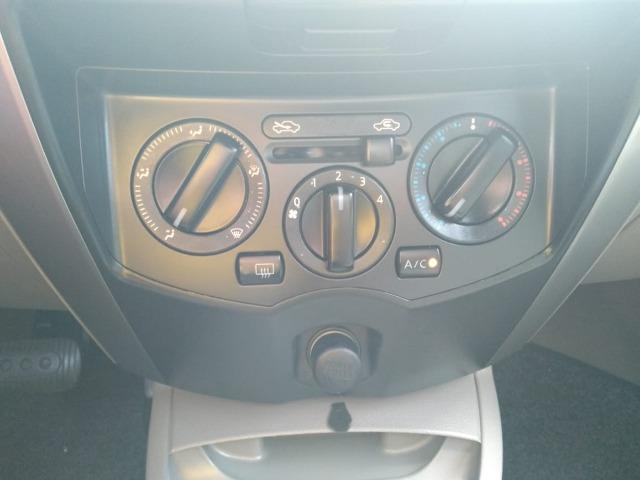 Nissan Livina 1.8 2010 Câmbio Automático - Foto 17